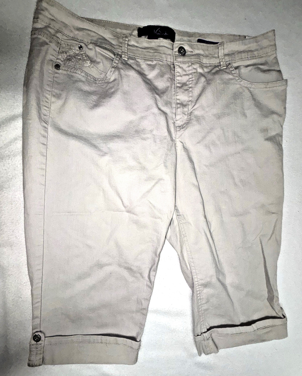 Gloria Vanderbilt Capris Womans 16 Tan Aiden Skimmer Stretch Bling Embroidery